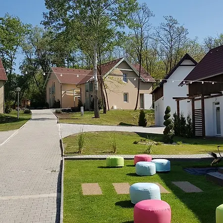 Hotel Kenese-voelgye