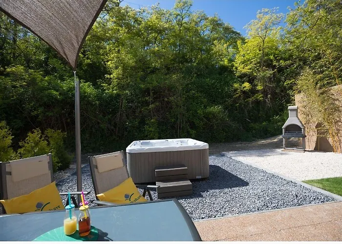 Kenese-voelgye Hotel