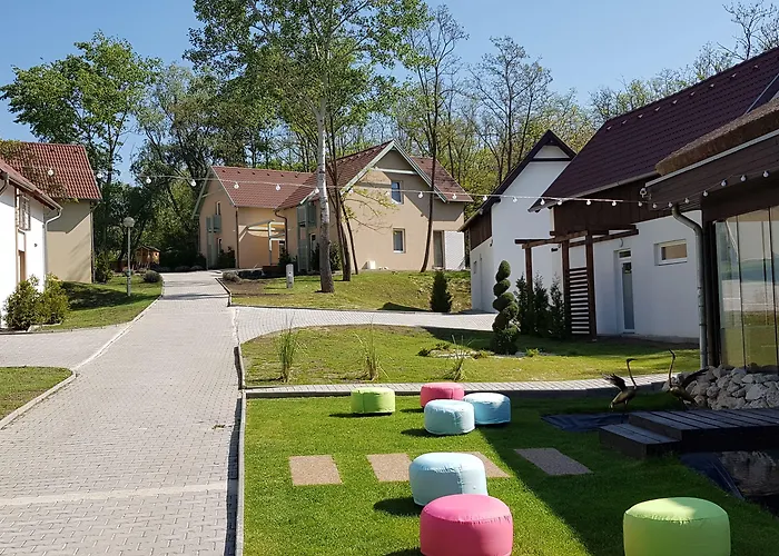 Kenese-voelgye 3*