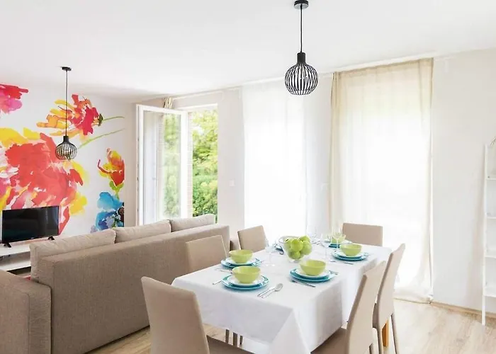 Hotel Kenese-voelgye 3*